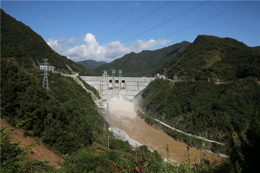 航拍引漢濟(jì)渭三河口水利樞紐。劉正根攝