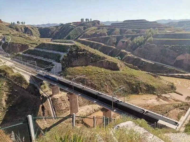 浩吉鐵路沿線風景。